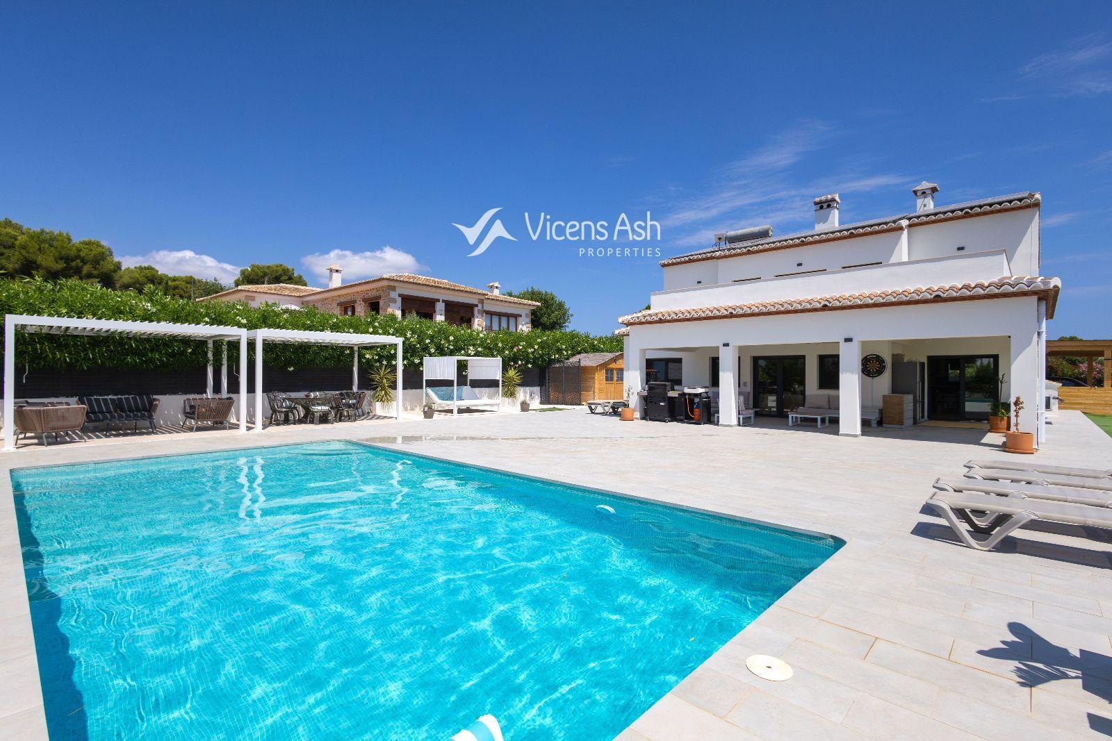 Villa for Sale in Jávea
