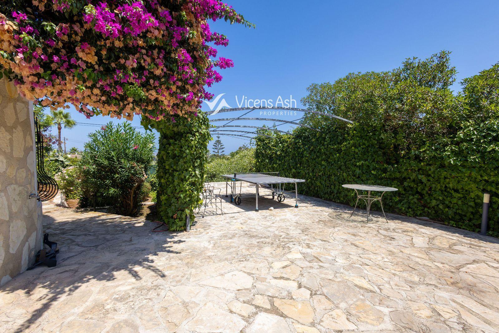 Villa for Sale in Jávea