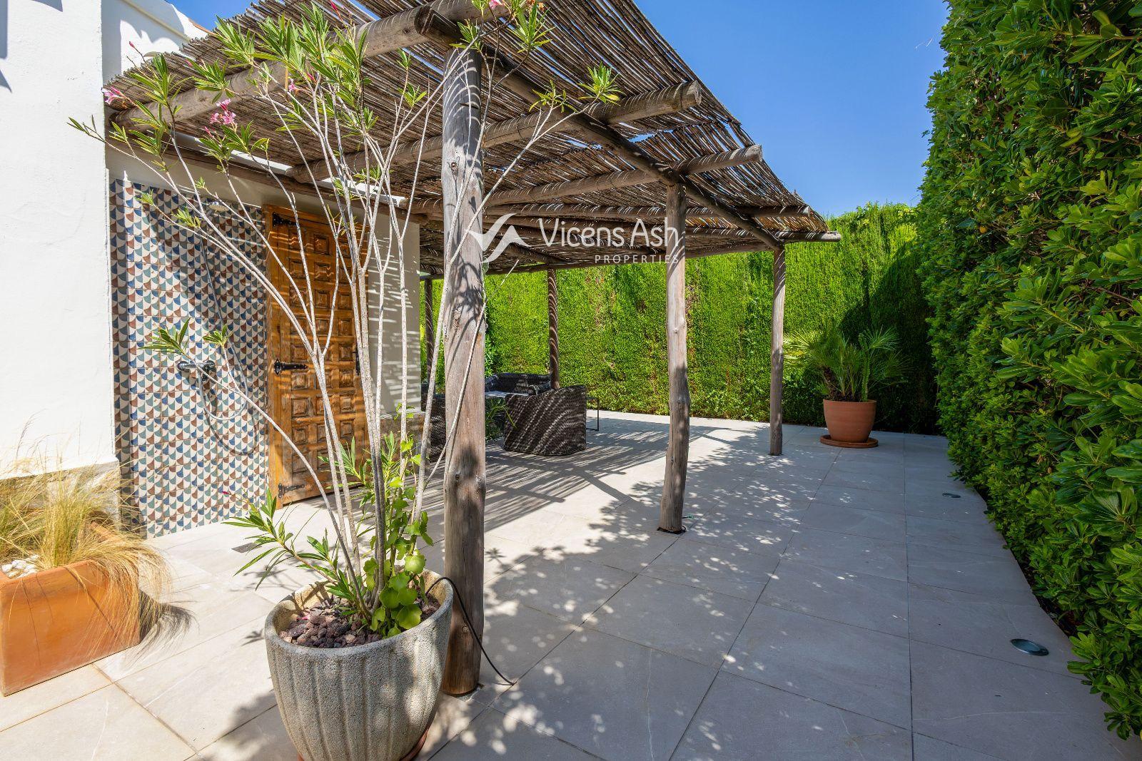 Villa for Sale in Jávea