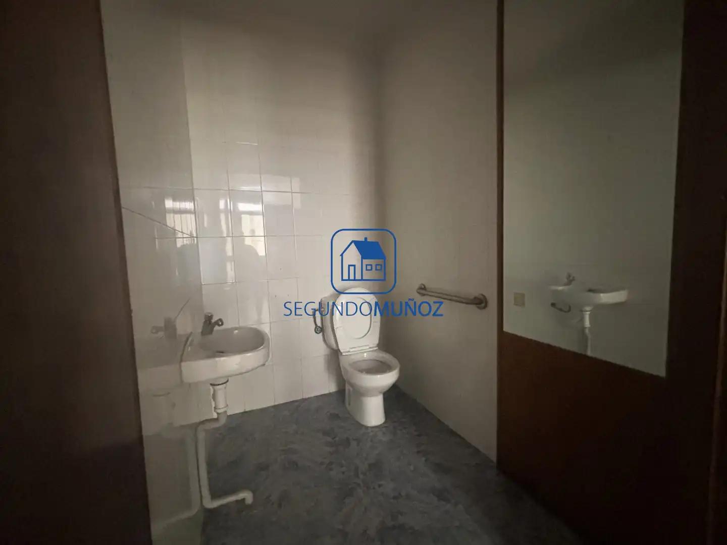 Premise for Rent in Mazarrón