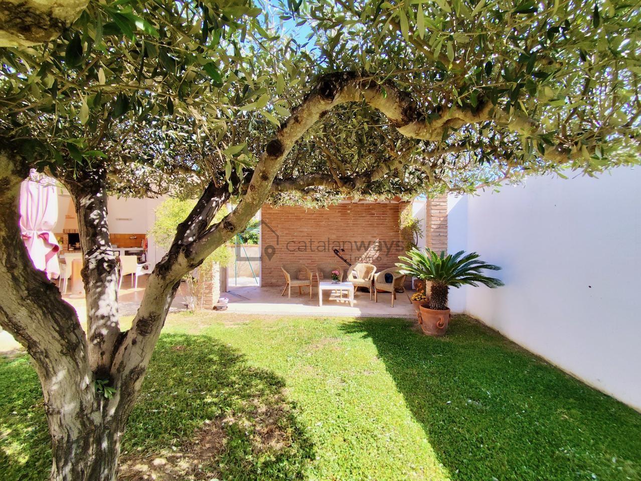Villa for Sale in L' Ametlla de Mar