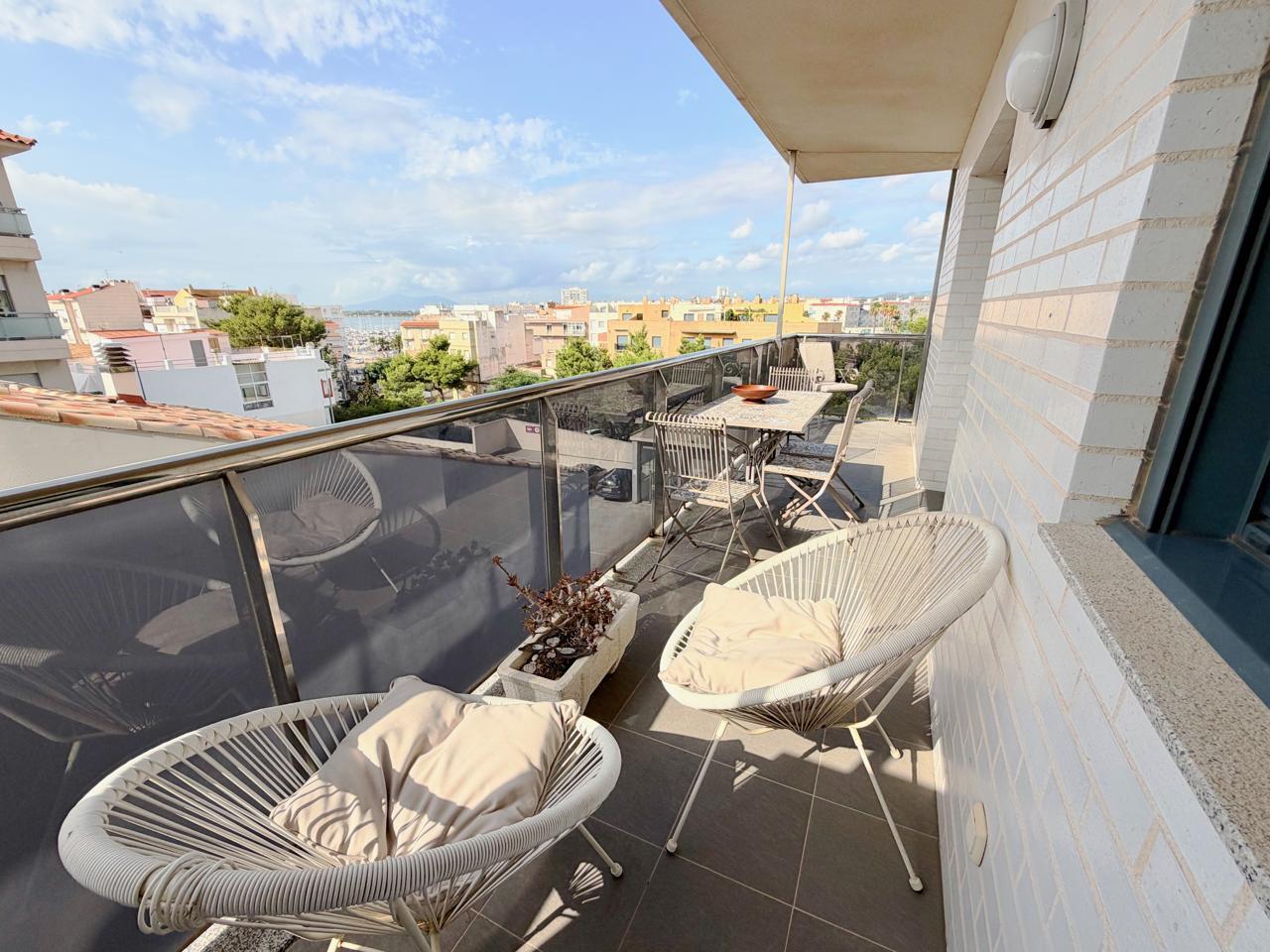 Flat for Sale in L' Ampolla