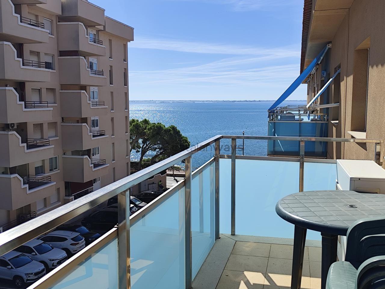 Flat for Sale in L' Ampolla