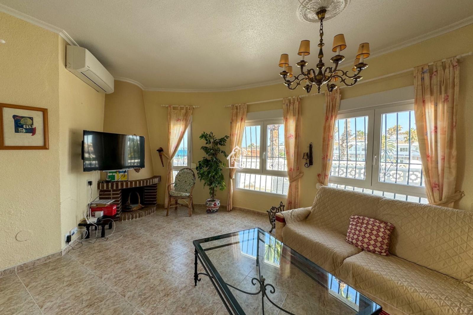 Villa en Alquiler en Orihuela
