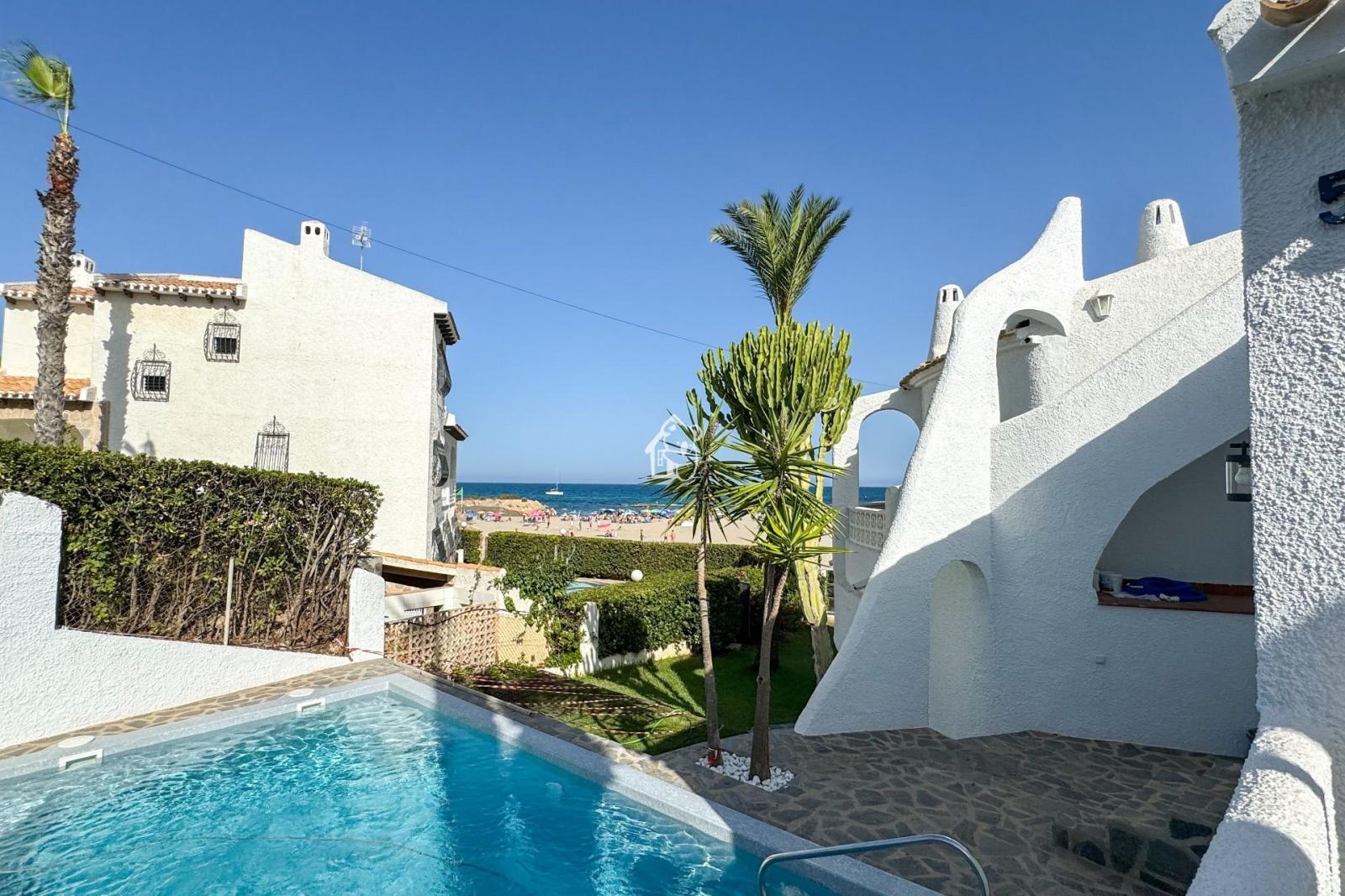 Villa en Alquiler en Orihuela