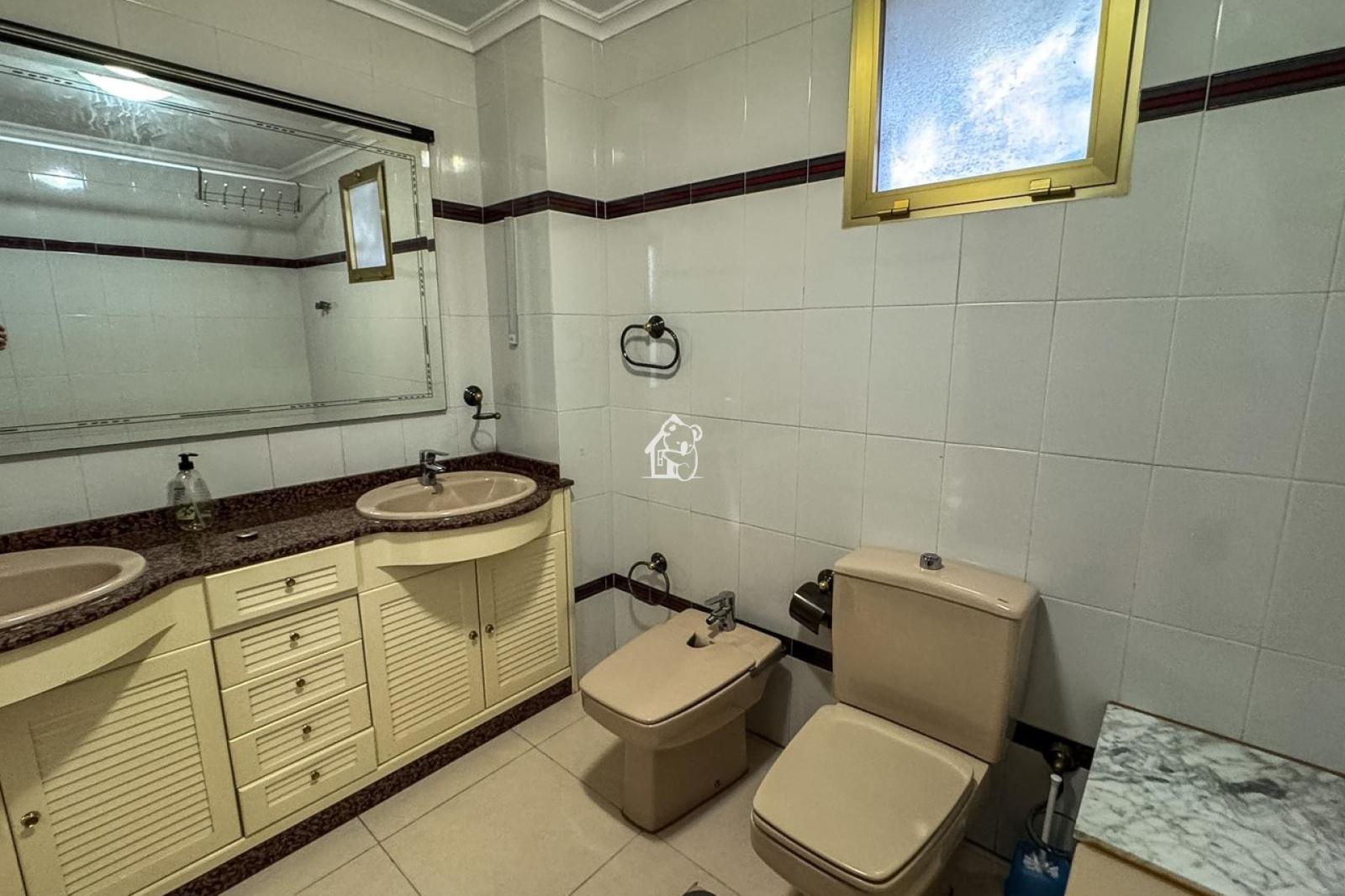 Flat for Rent in Torrevieja