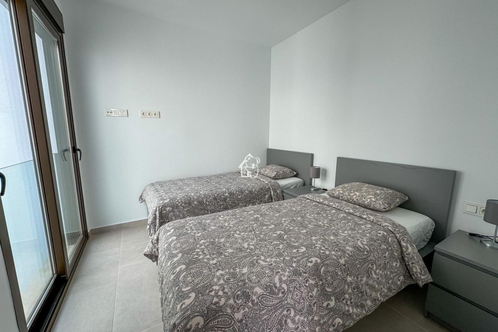 Villa for Rent in Benijófar