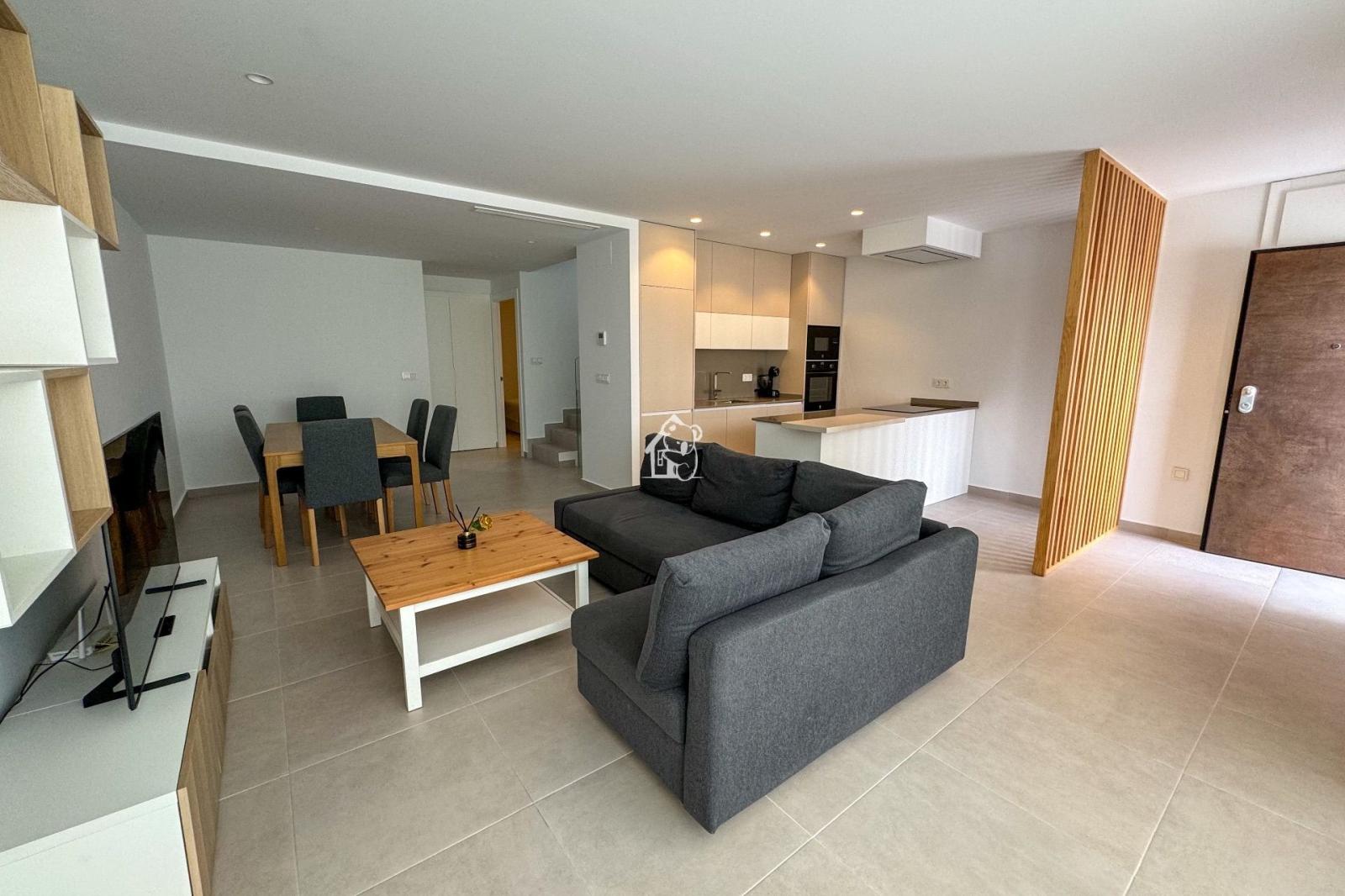 Villa for Rent in Benijófar