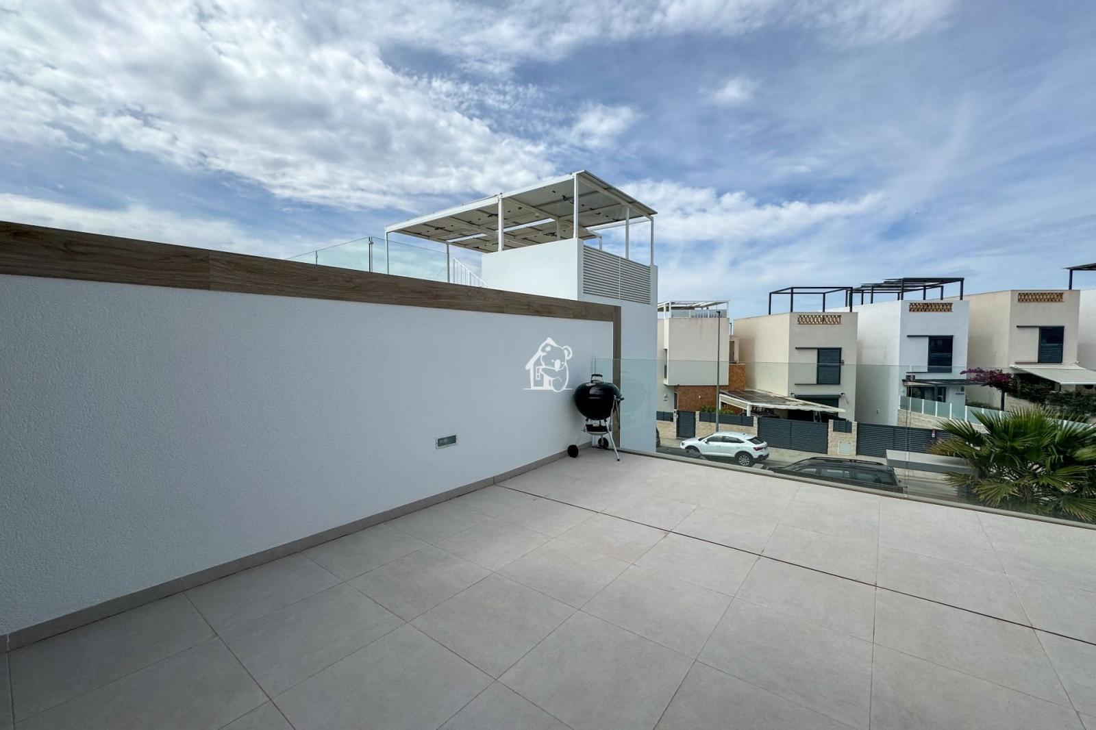 Villa for Rent in Benijófar