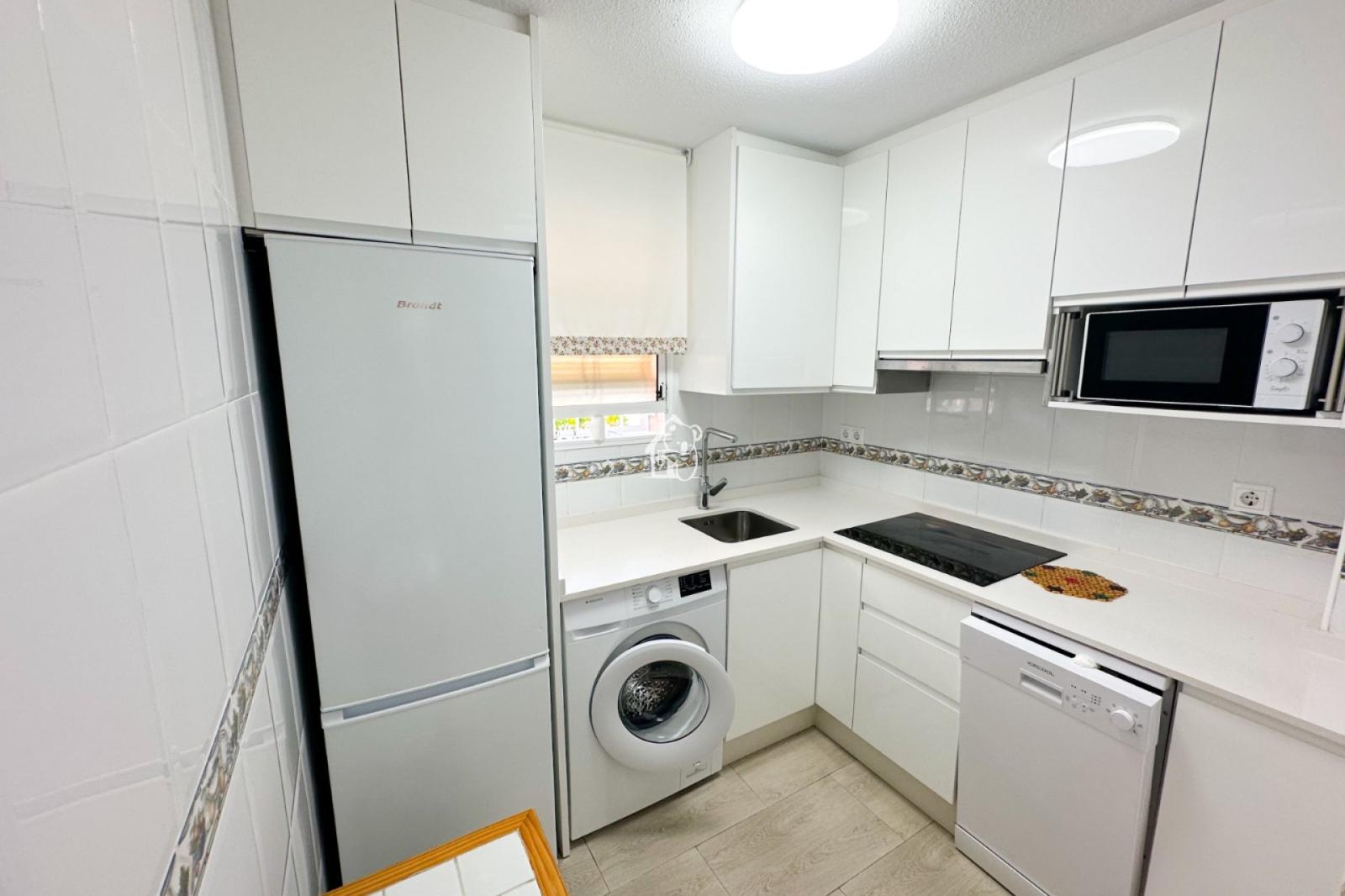 Flat for Rent in Guardamar del Segura