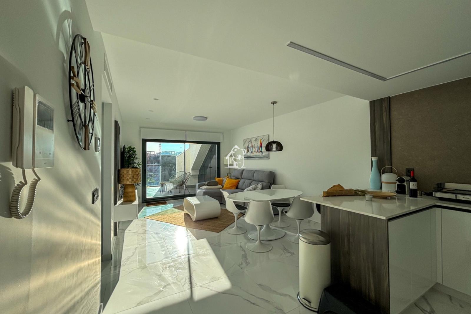 Penthouse for Rent in Guardamar del Segura