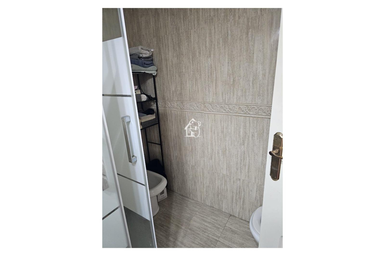 Flat for Rent in Guardamar del Segura