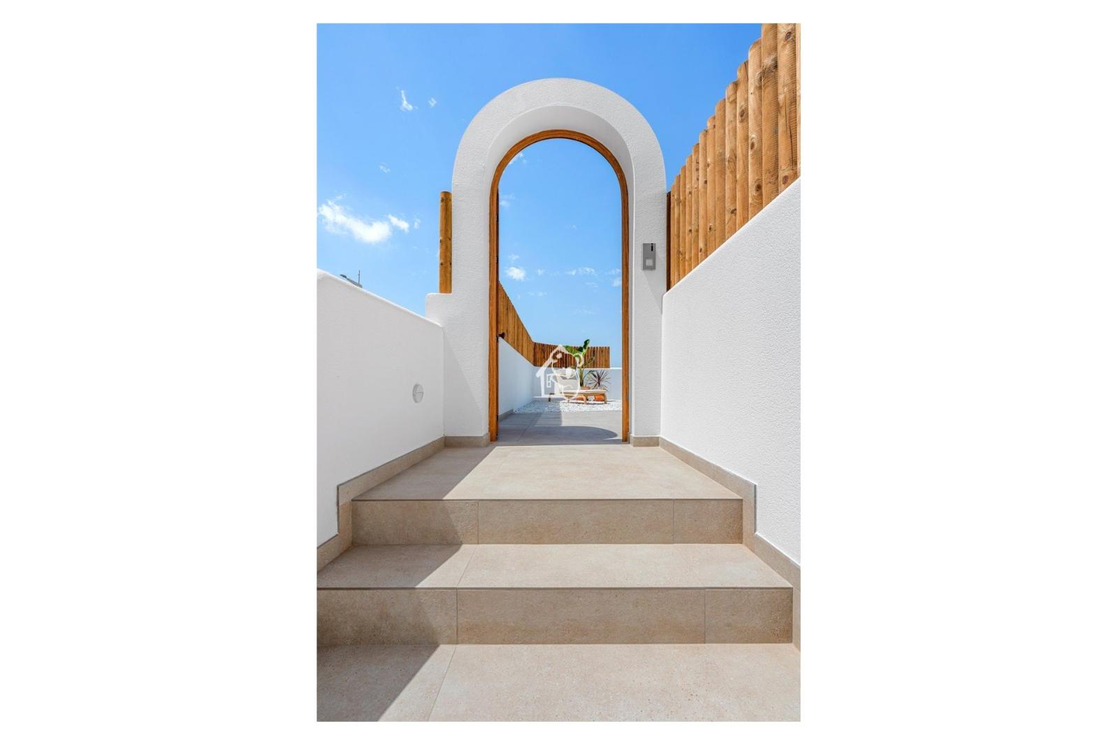 Villa for Sale in Algorfa