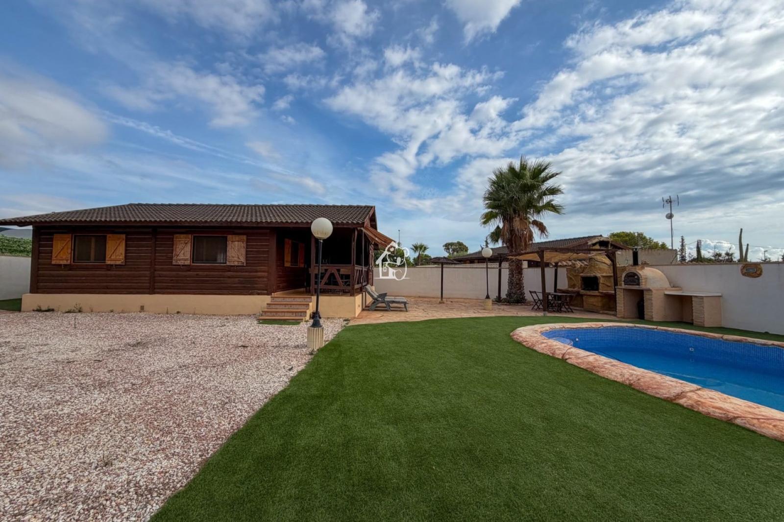 Villa en Alquiler en Orihuela