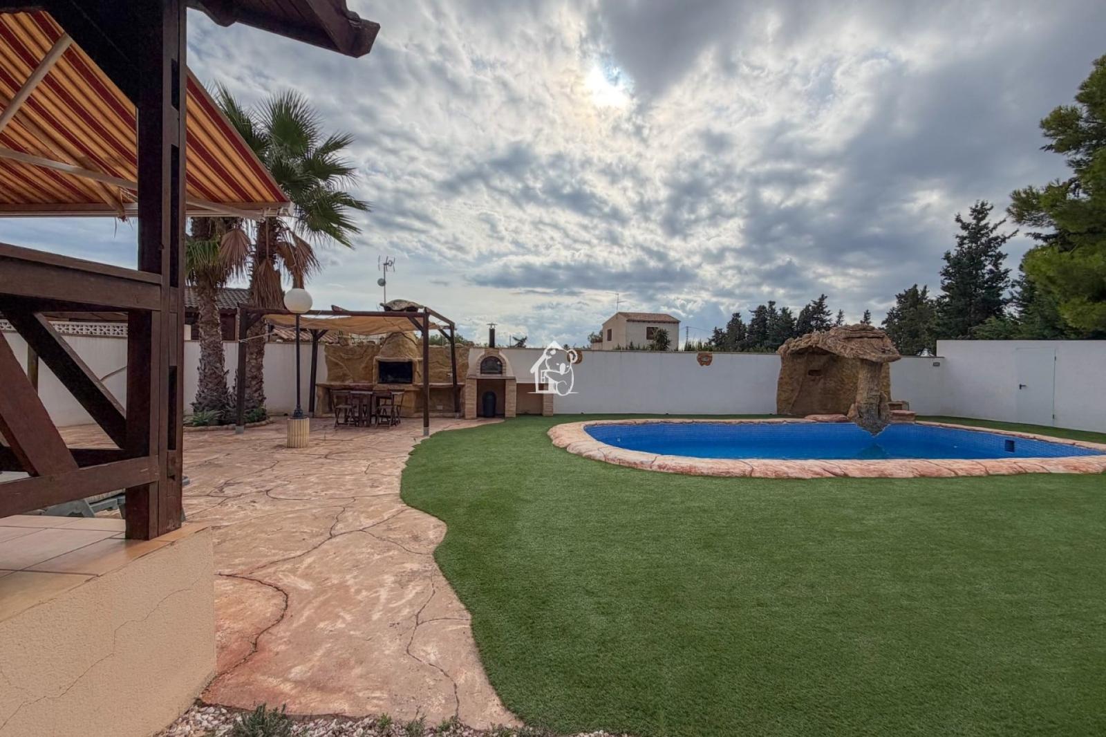 Villa en Alquiler en Orihuela