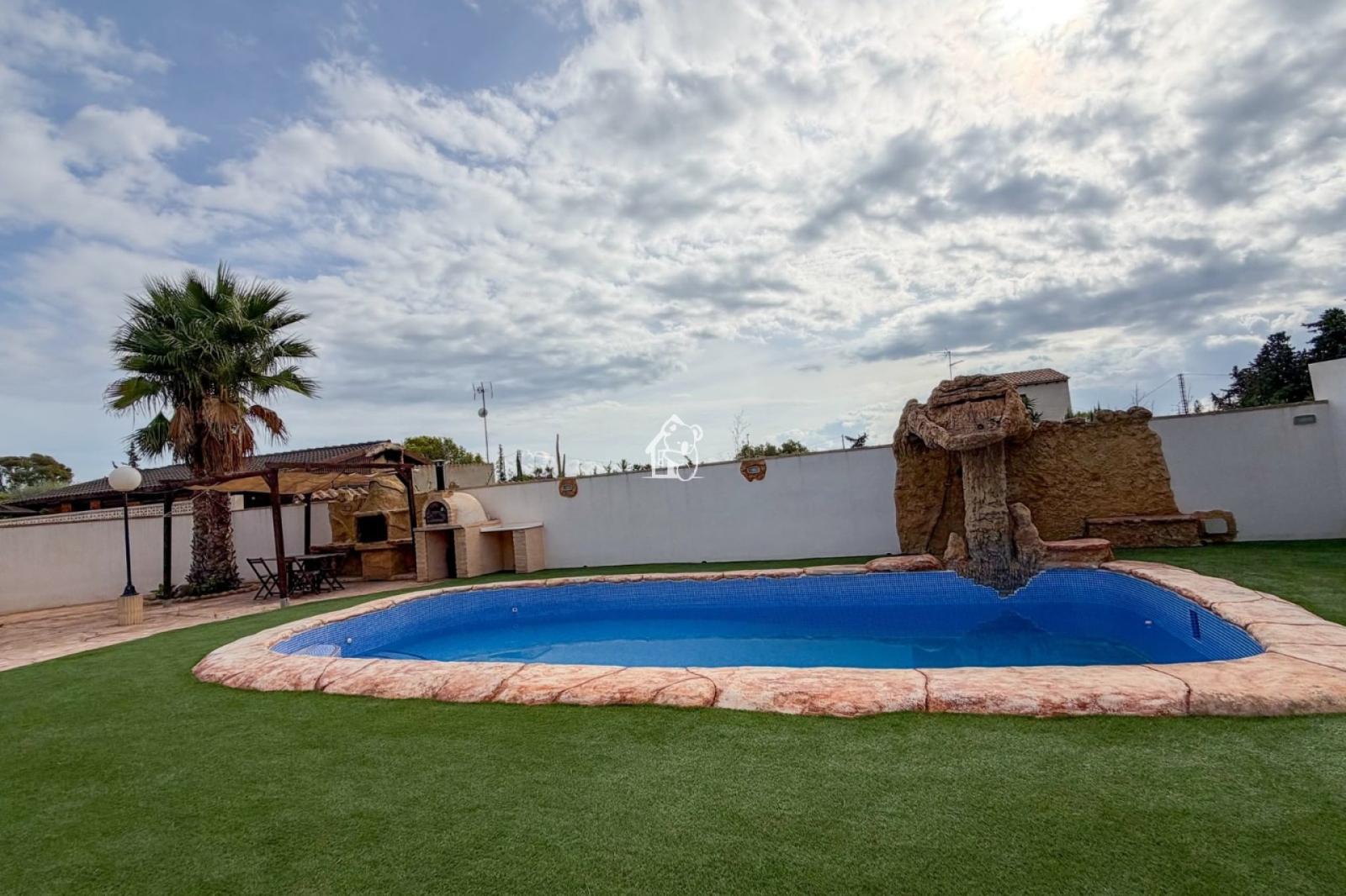 Villa en Alquiler en Orihuela