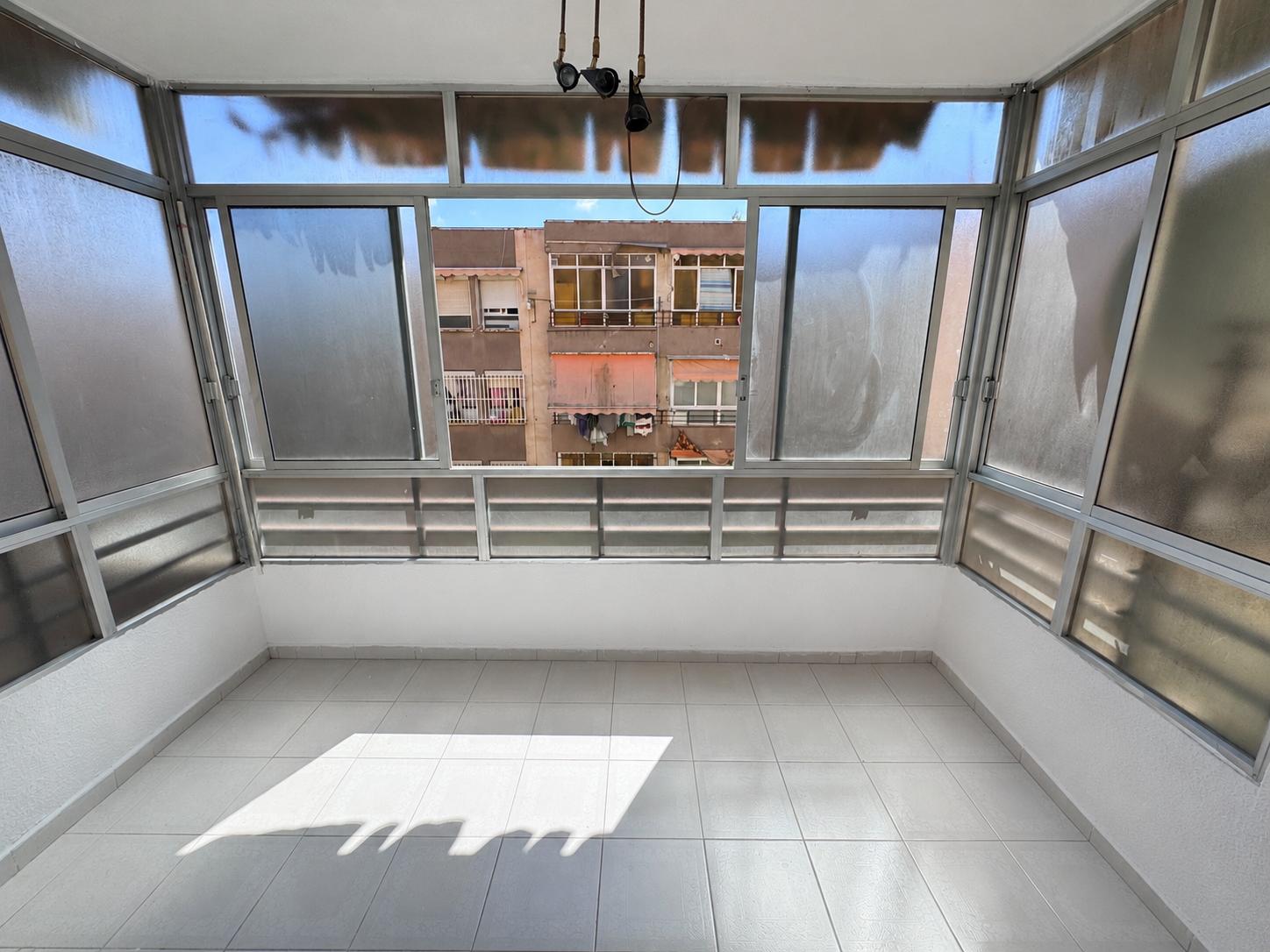 Piso en Venta en Alicante
