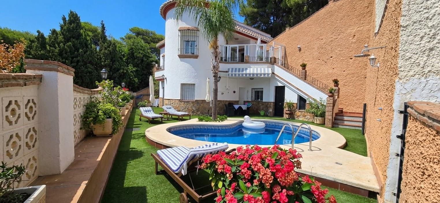 Villa en Venta en Mezquitilla