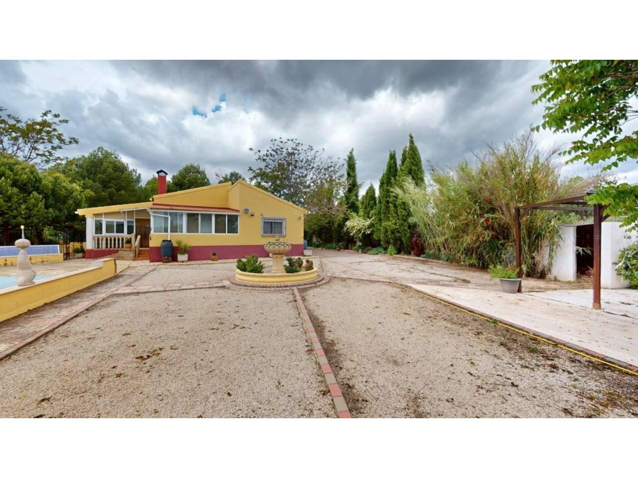 Chalet for Sale in Caravaca de la Cruz