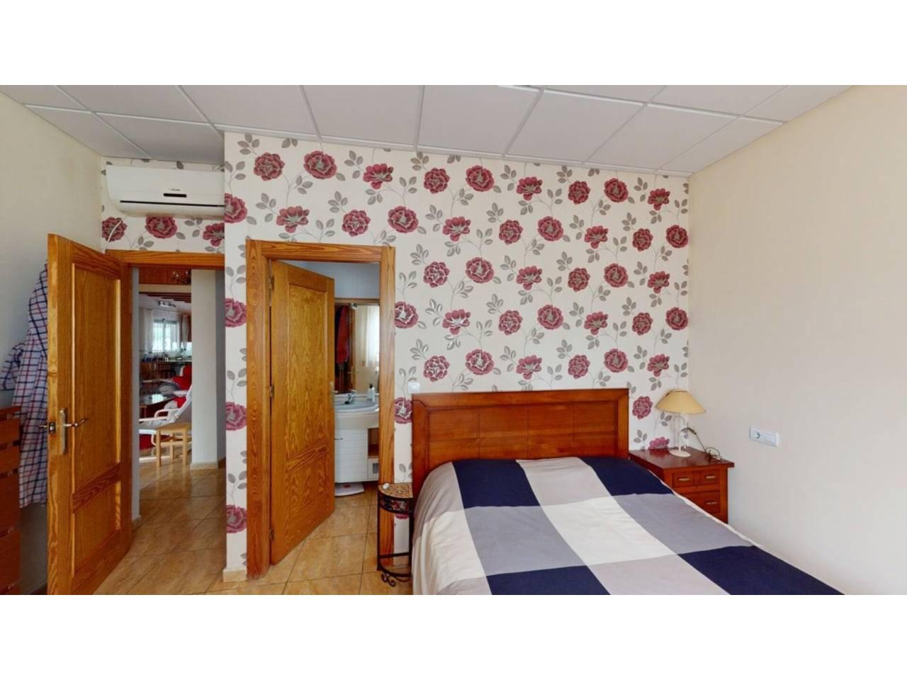 Chalet for Sale in Caravaca de la Cruz
