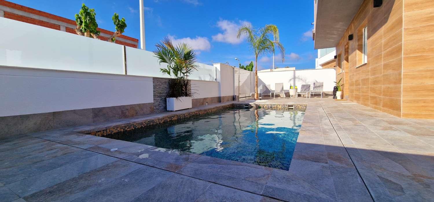 Villa for Holiday Rental in San Pedro del Pinatar