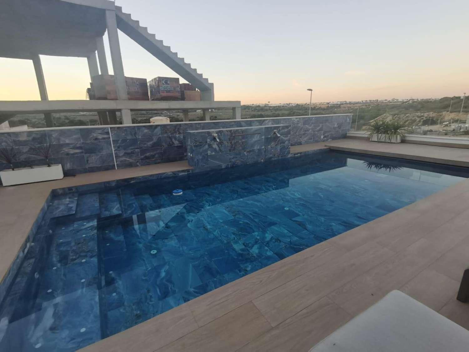Villa en Venta en Orihuela