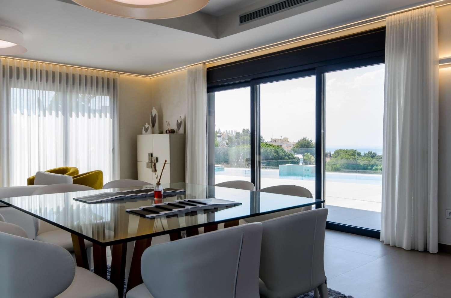 Villa en Venta en Orihuela