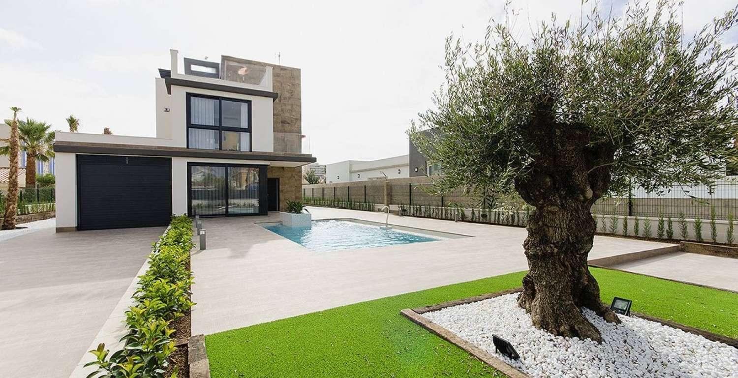 Villa en Venta en Orihuela