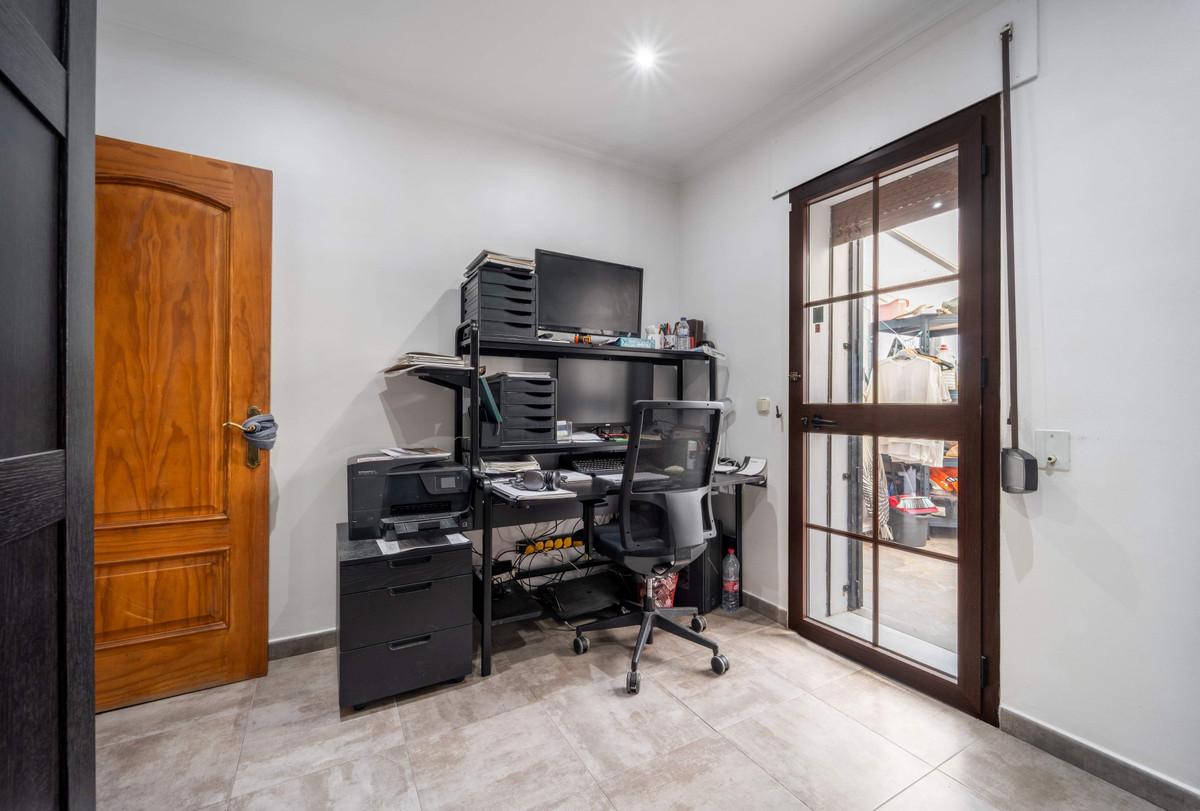 Pareado en Venta en Estepona
