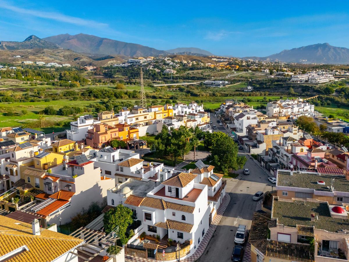 Pareado en Venta en Estepona