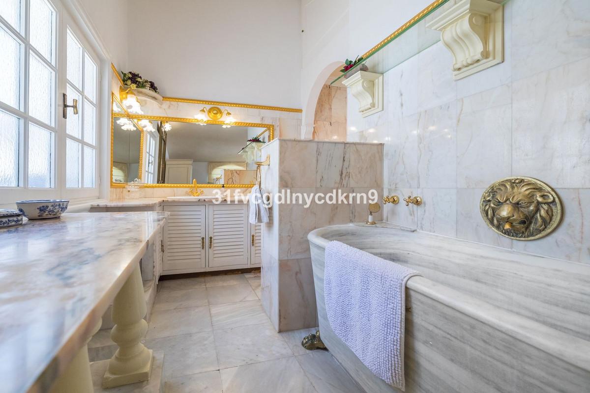 Casa en Venta en Estepona