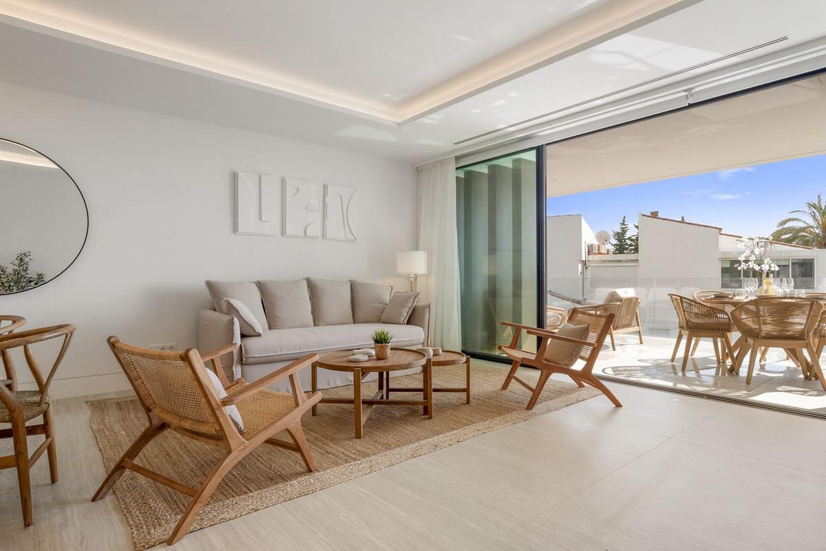 Apartamento en Venta en Estepona