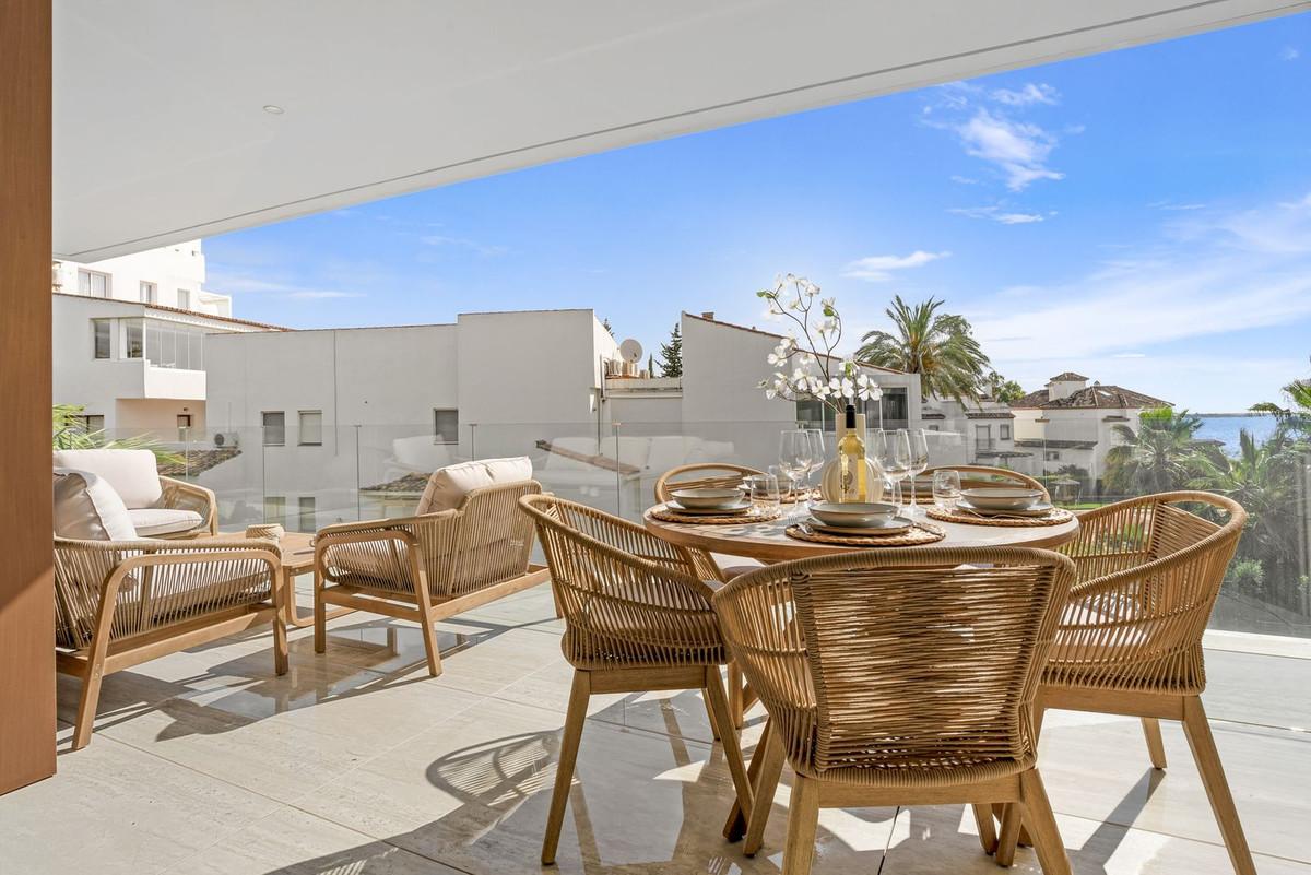 Apartamento en Venta en Estepona