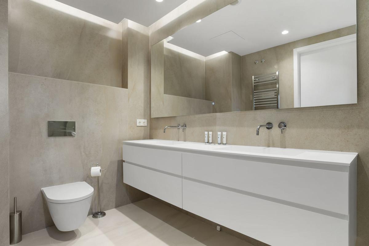 Apartamento en Venta en Estepona