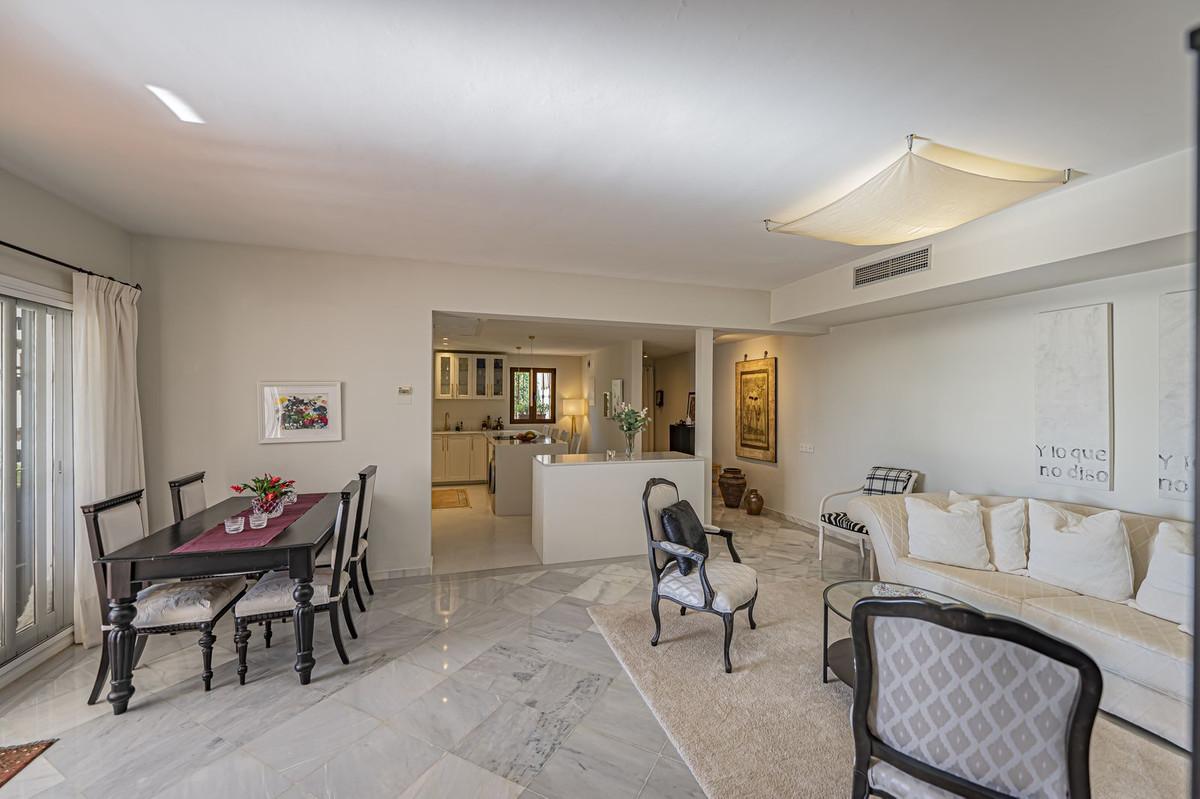 Apartamento en Venta en Benahavís