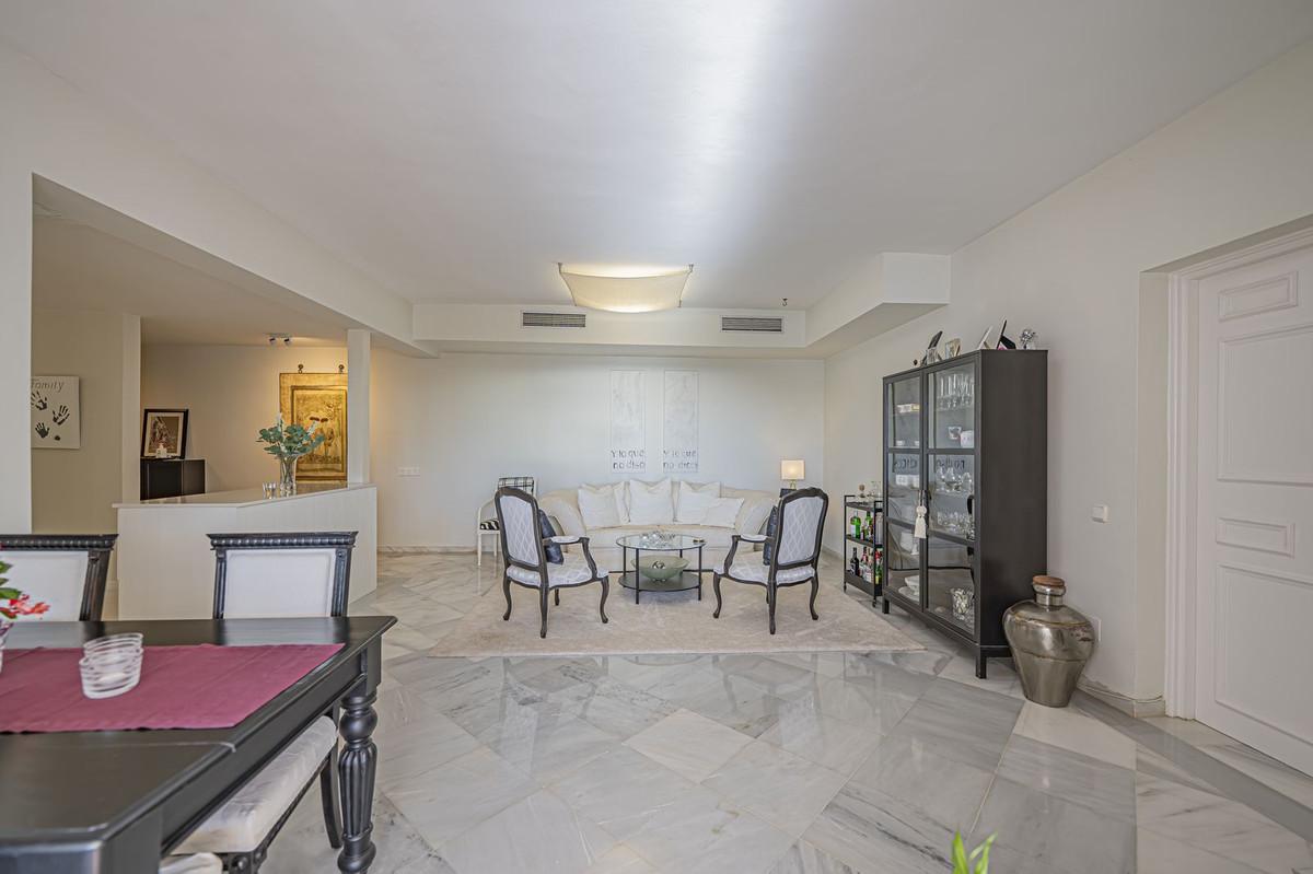 Apartamento en Venta en Benahavís
