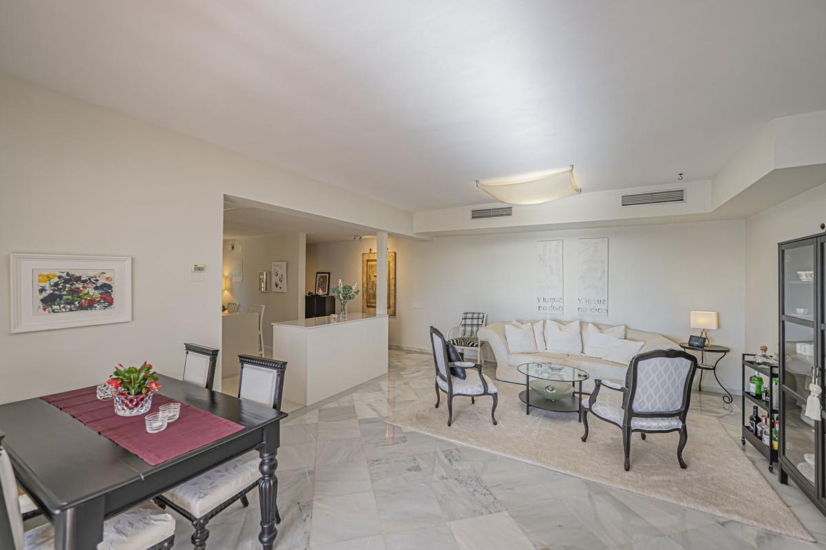 Apartamento en Venta en Benahavís