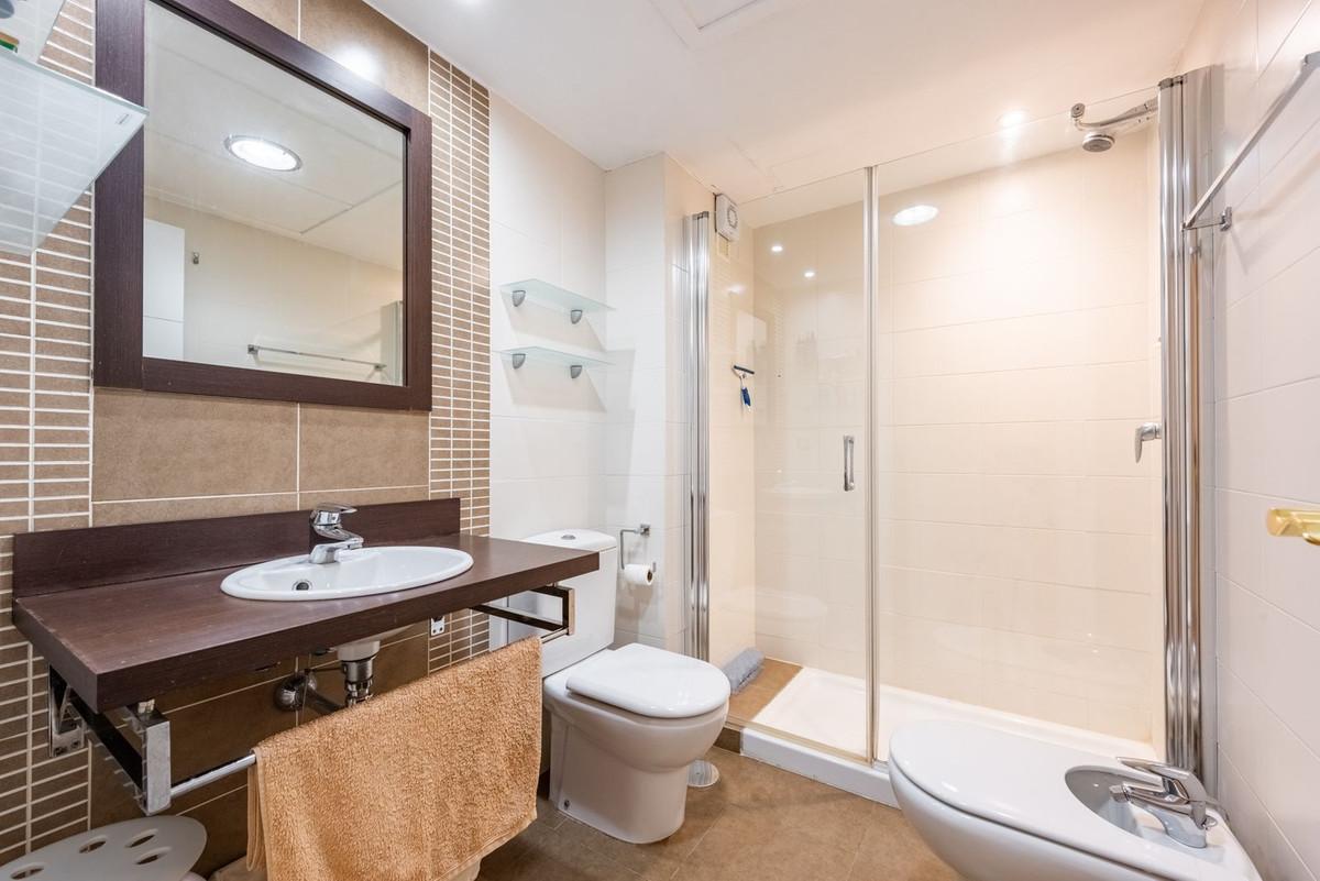 Apartment for Sale in Benahavís