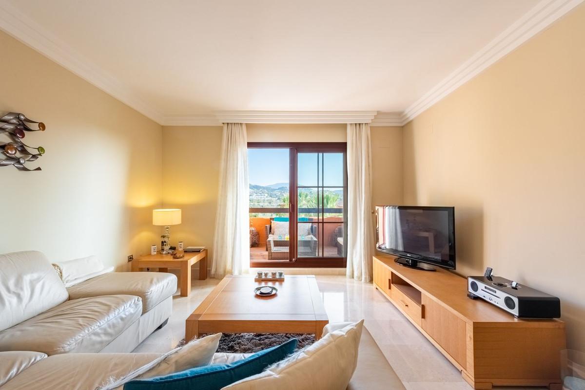 Apartment for Sale in Benahavís