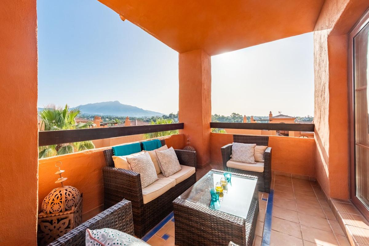 Apartment for Sale in Benahavís