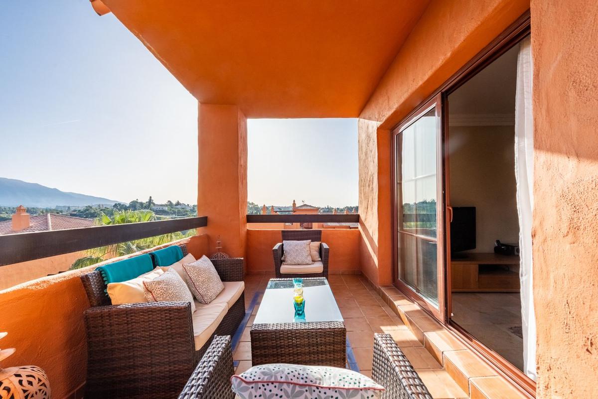 Apartment for Sale in Benahavís