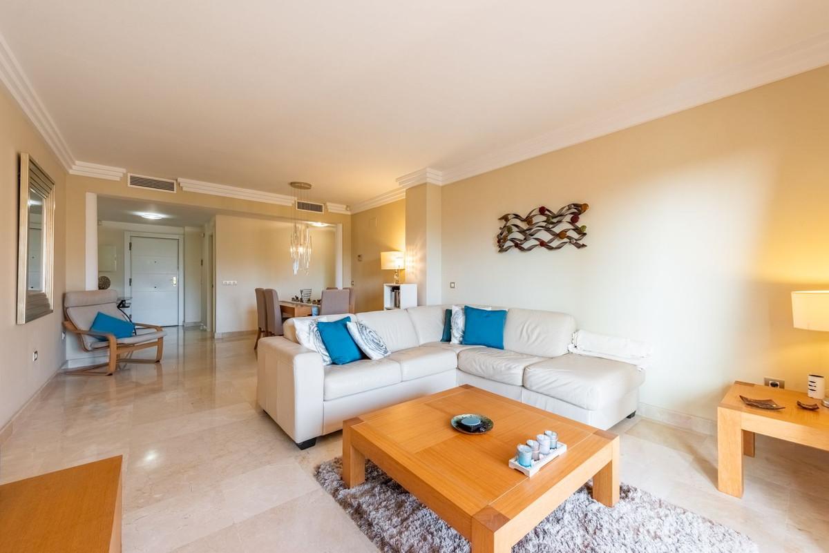 Apartment for Sale in Benahavís