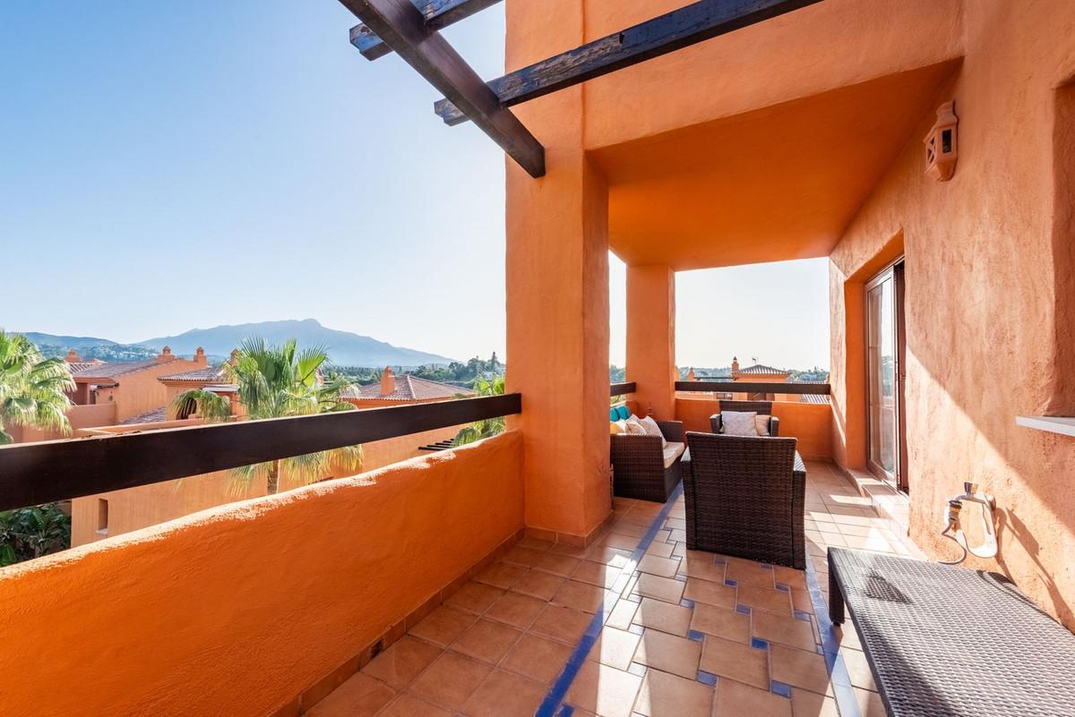 Apartment for Sale in Benahavís