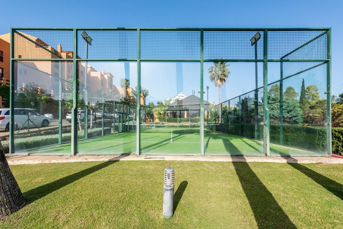 Apartment for Sale in Benahavís
