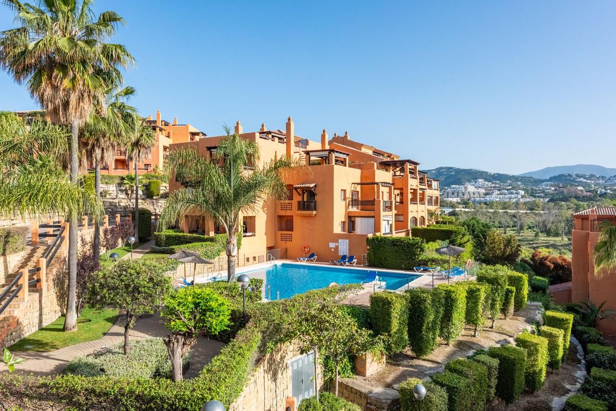 Apartment for Sale in Benahavís