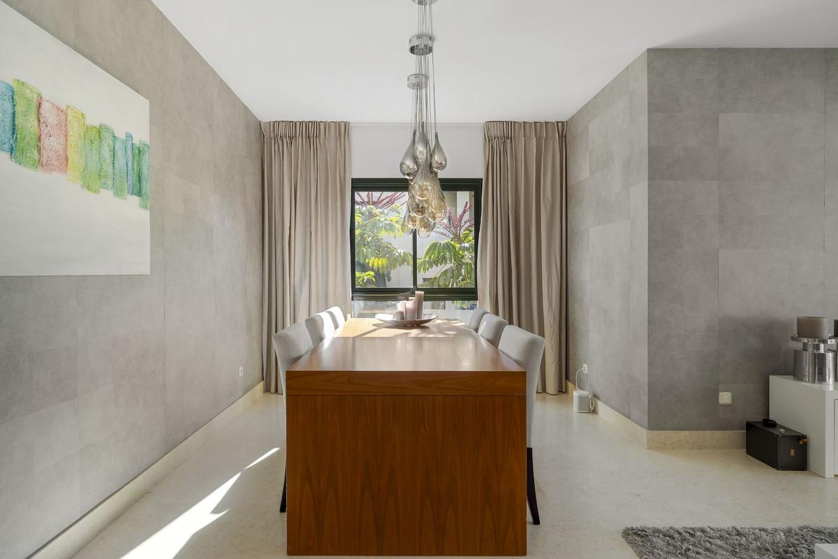 Apartamento en Venta en Benahavís