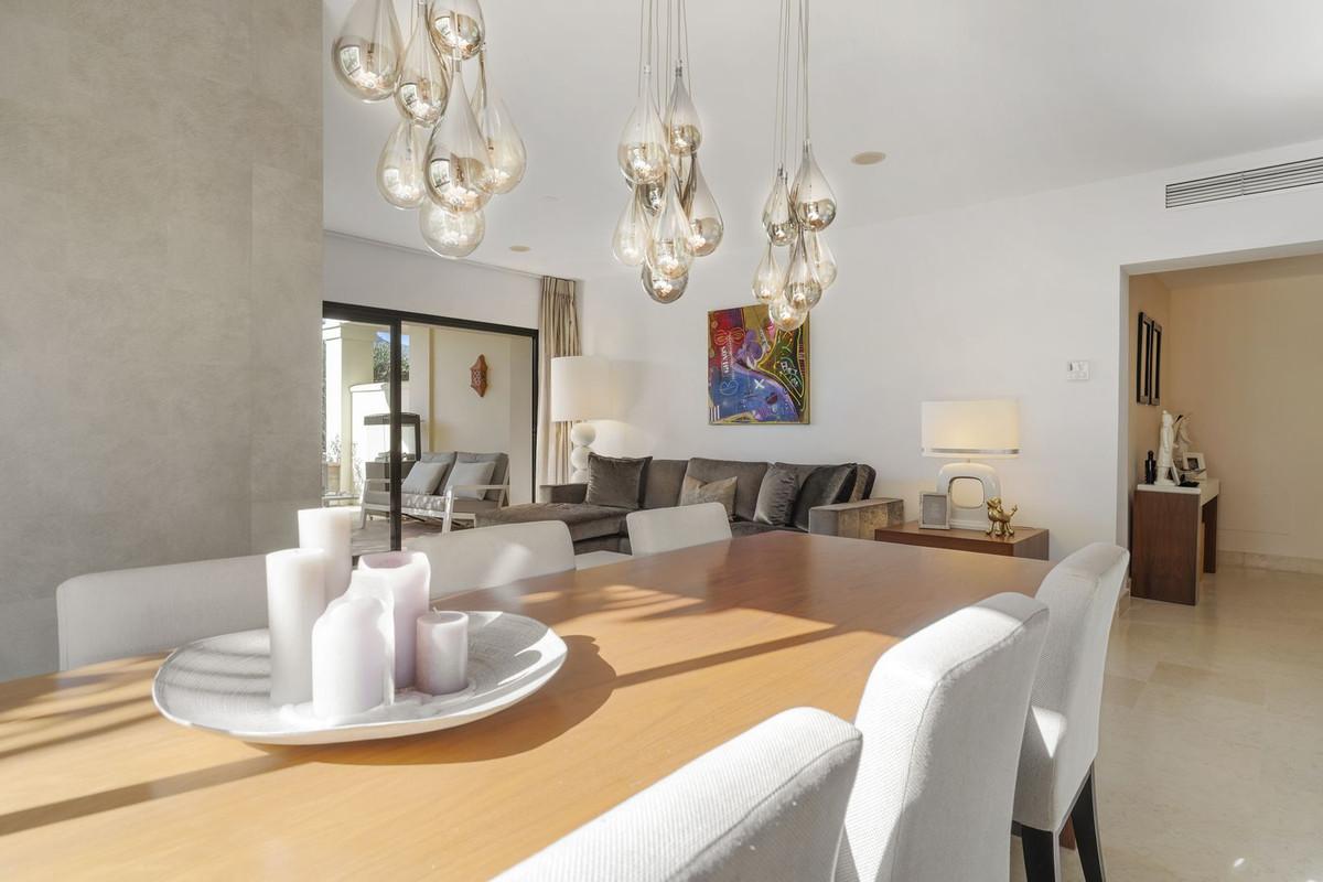 Apartamento en Venta en Benahavís