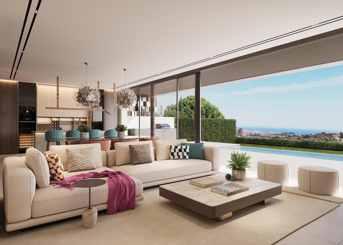 Semi-detached House for Sale in Marbella