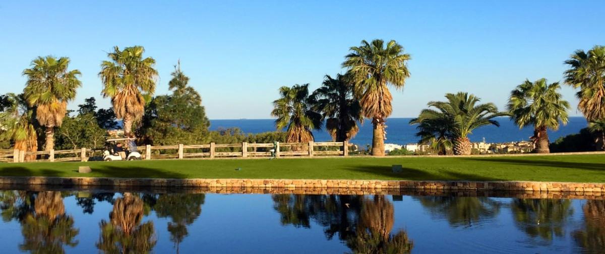 Apartment for Sale in Manilva