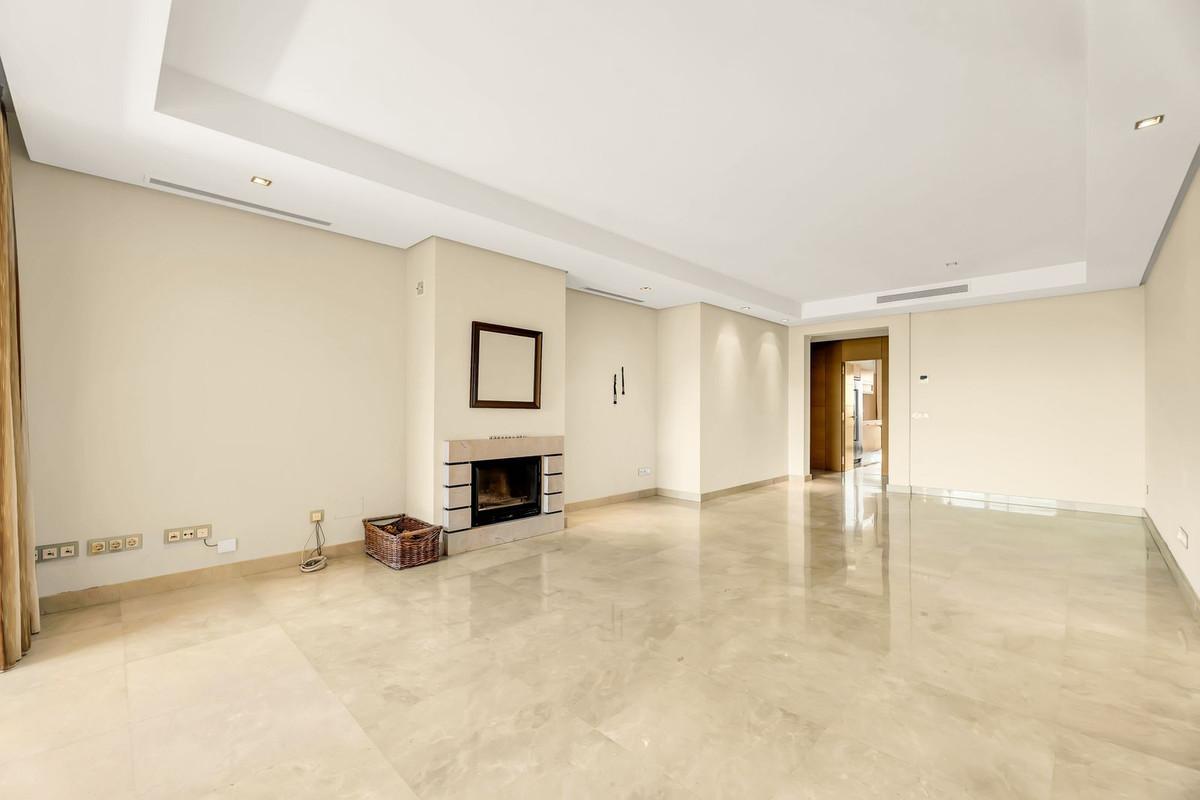 Apartamento en Venta en Benahavís
